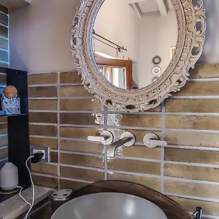 Oda ve Kahvaltı La Torretta